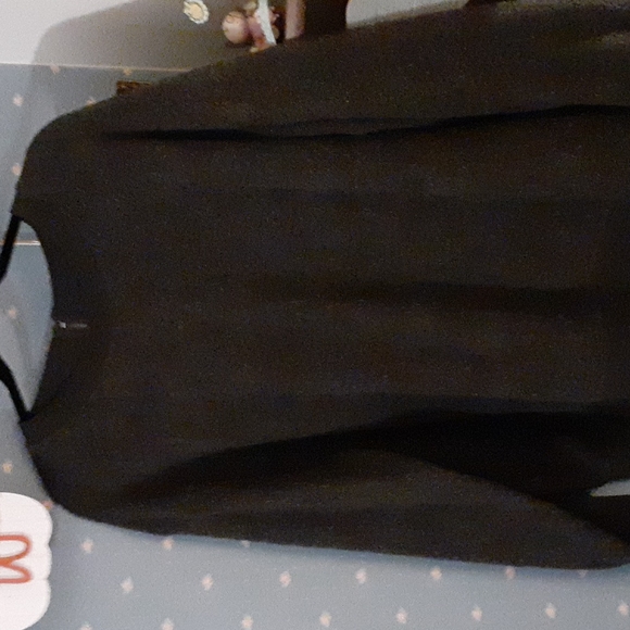 Sweater - Picture 1 of 4